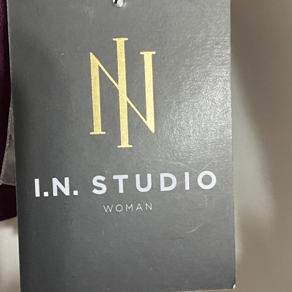 NWT I.N.STUDIOS WO SIZE 2X EGGPLANT PURPLE RUFFLE SLEEVES SOFT FLOWY SHIRT - Picture 4 of 12